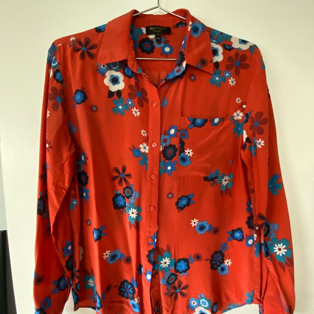 Juicy couture retro printed blouse